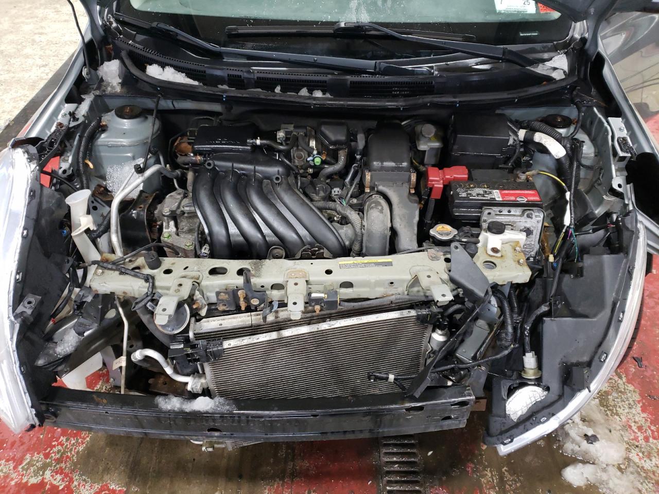 2012 NISSAN VERSA S photo 11