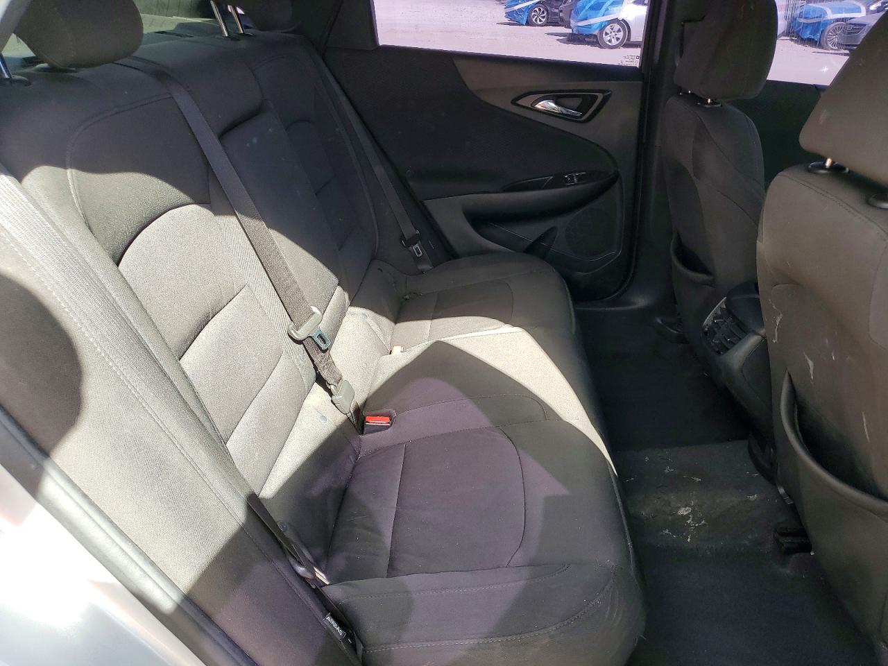 2018 CHEVROLET MALIBU LT photo 10