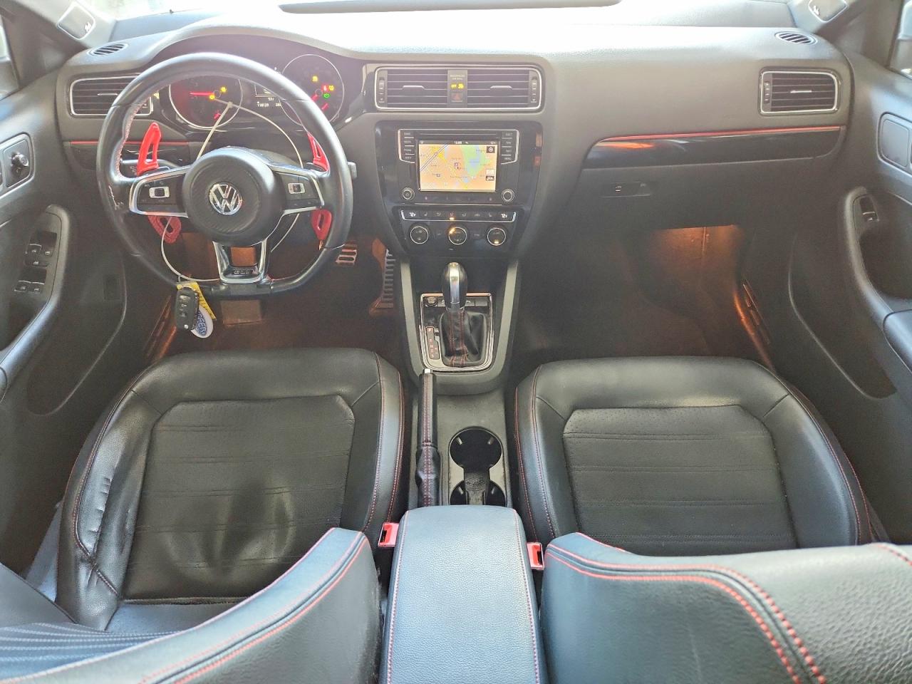 2016 VOLKSWAGEN JETTA GLI photo 8