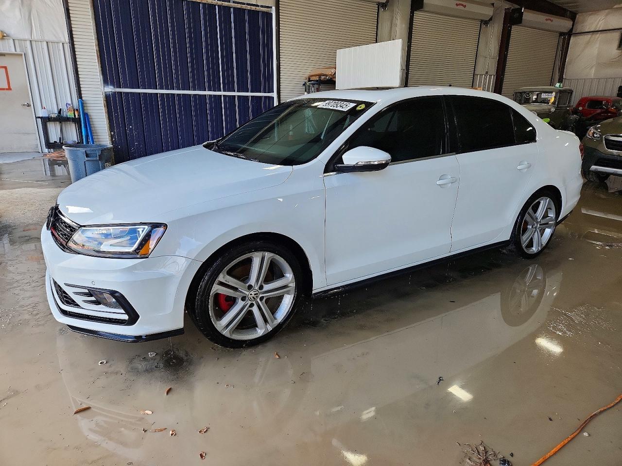 2016 VOLKSWAGEN JETTA