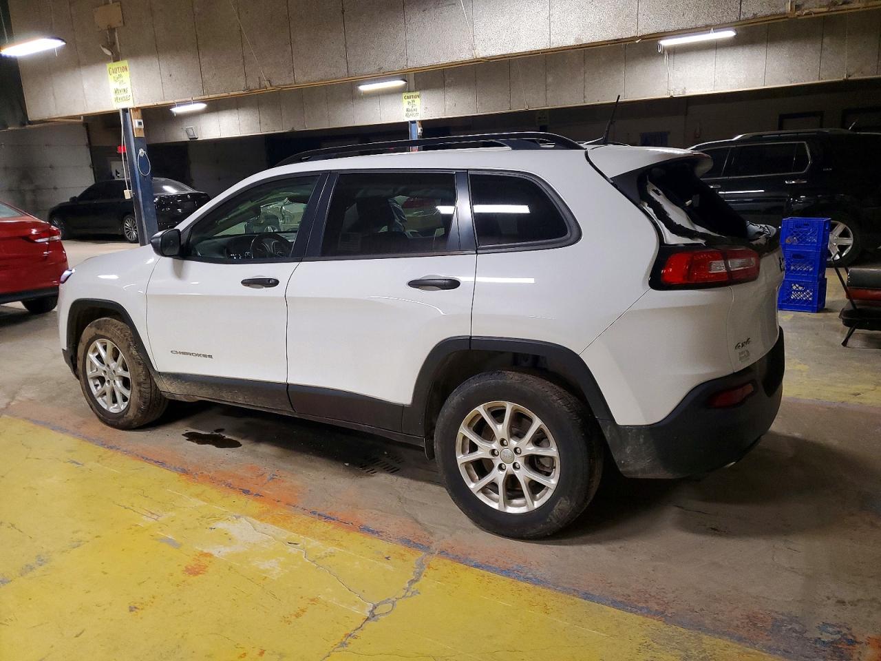 2016 JEEP CHEROKEE SPORT photo 2