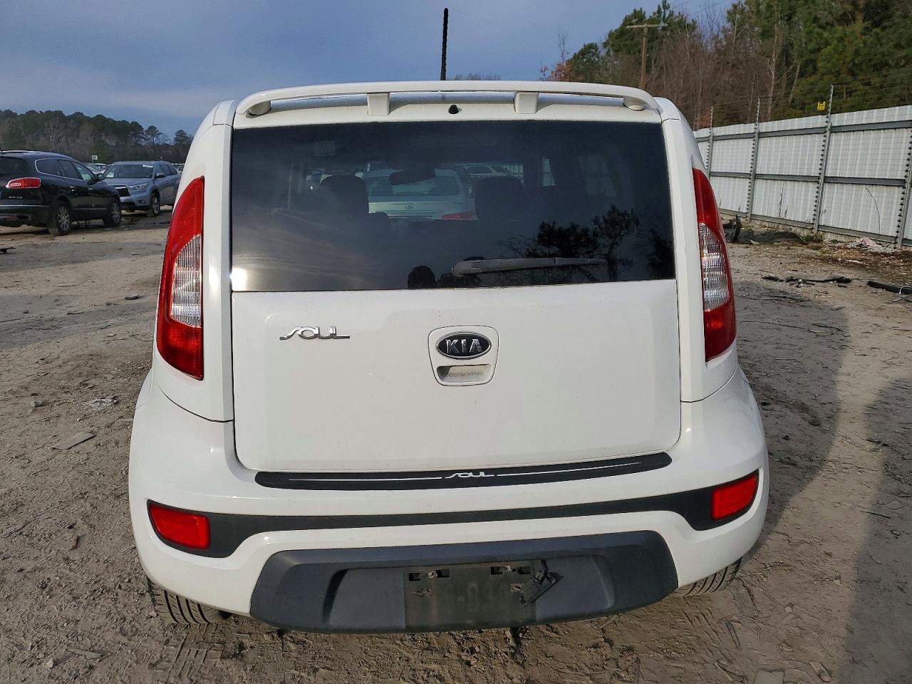 2012 KIA SOUL + photo 6