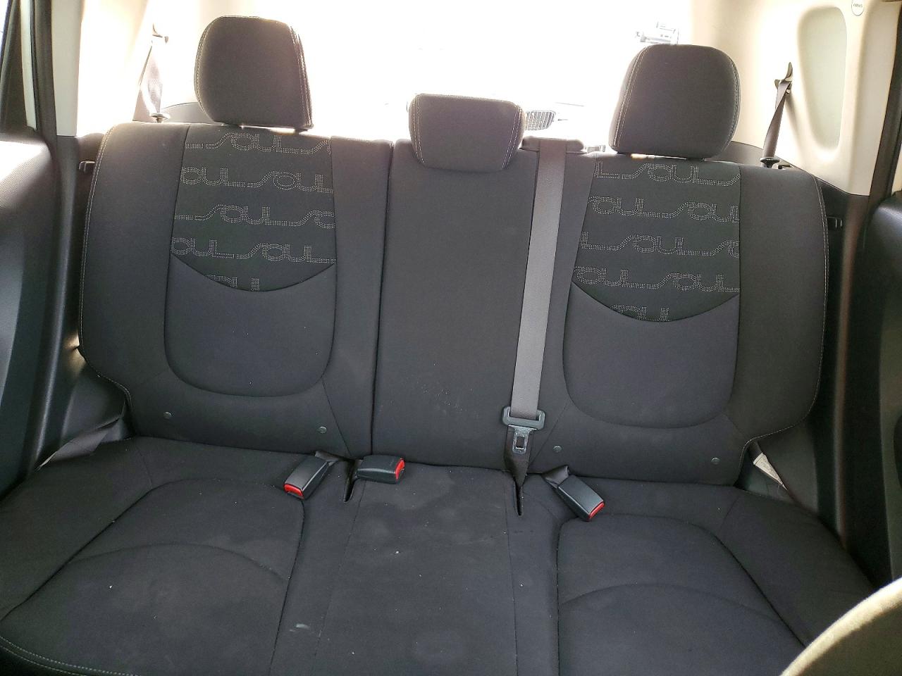 2012 KIA SOUL + photo 10