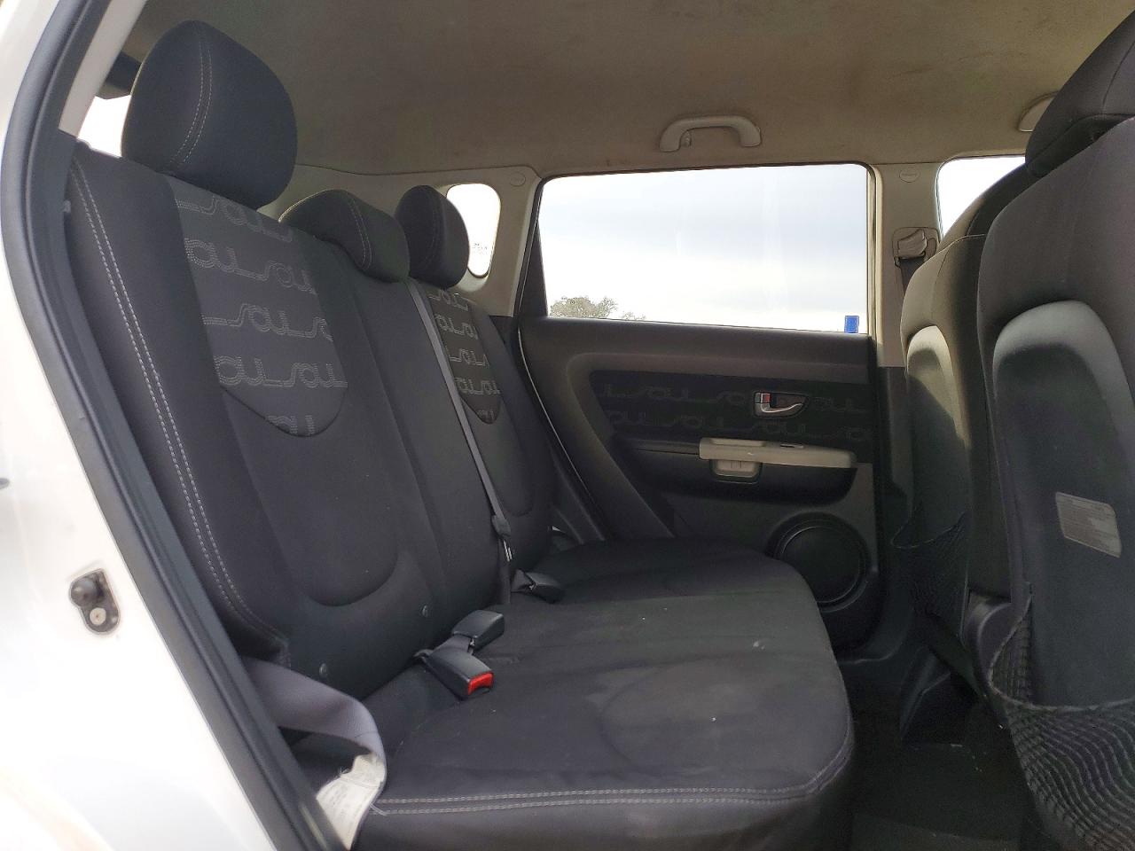2012 KIA SOUL + photo 11