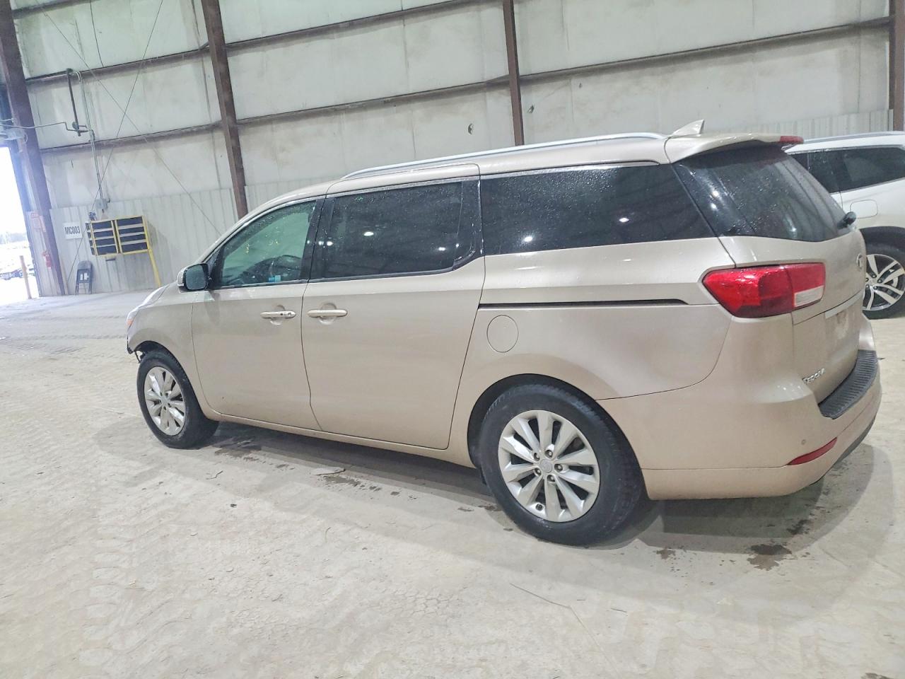 2017 KIA SEDONA EX photo 2