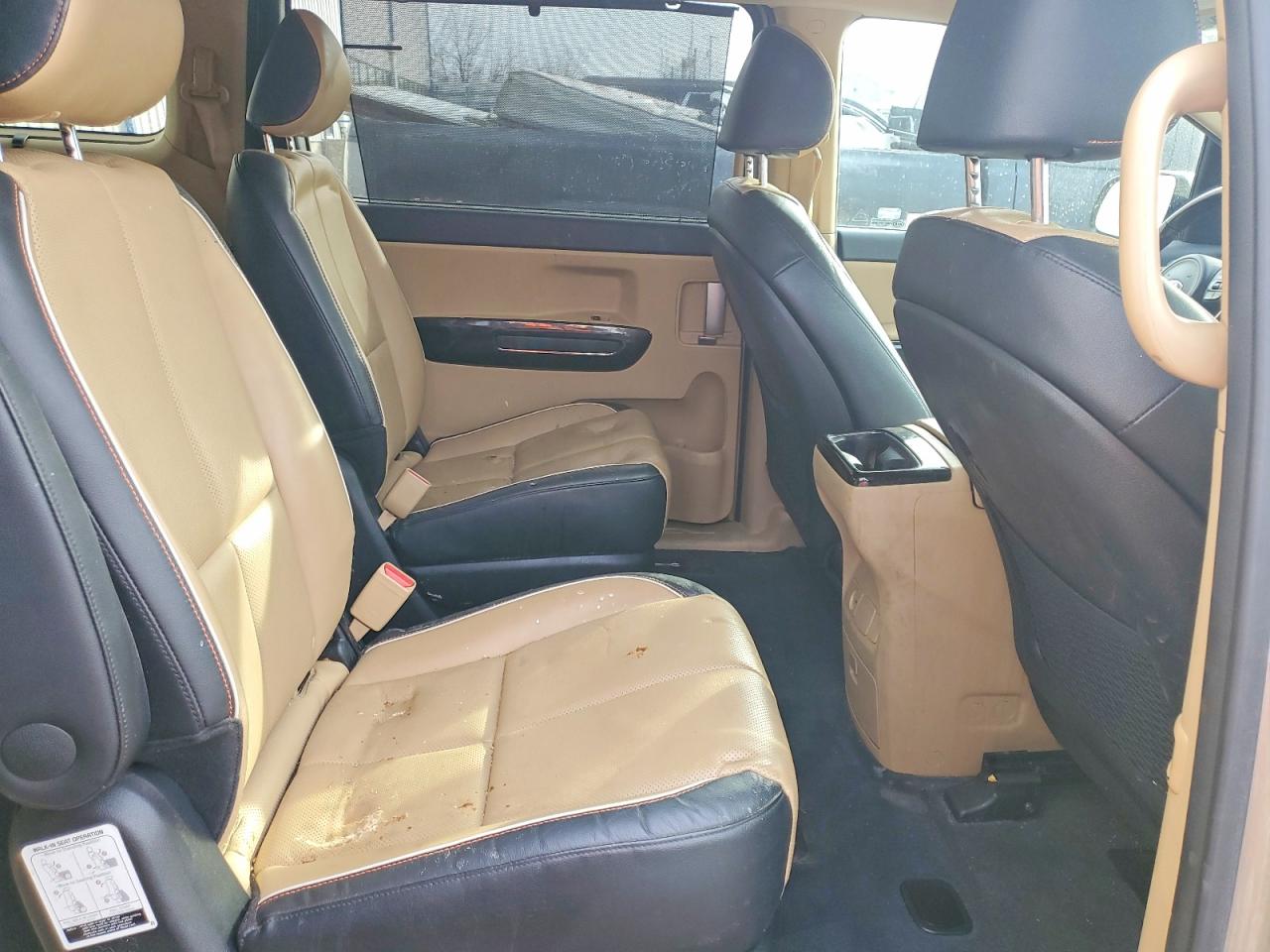 2017 KIA SEDONA EX photo 11