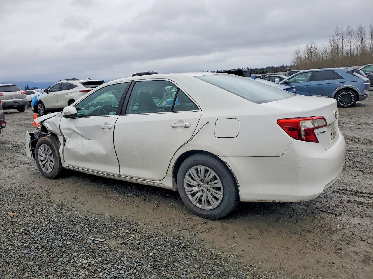 2012 TOYOTA CAMRY BASE photo 2