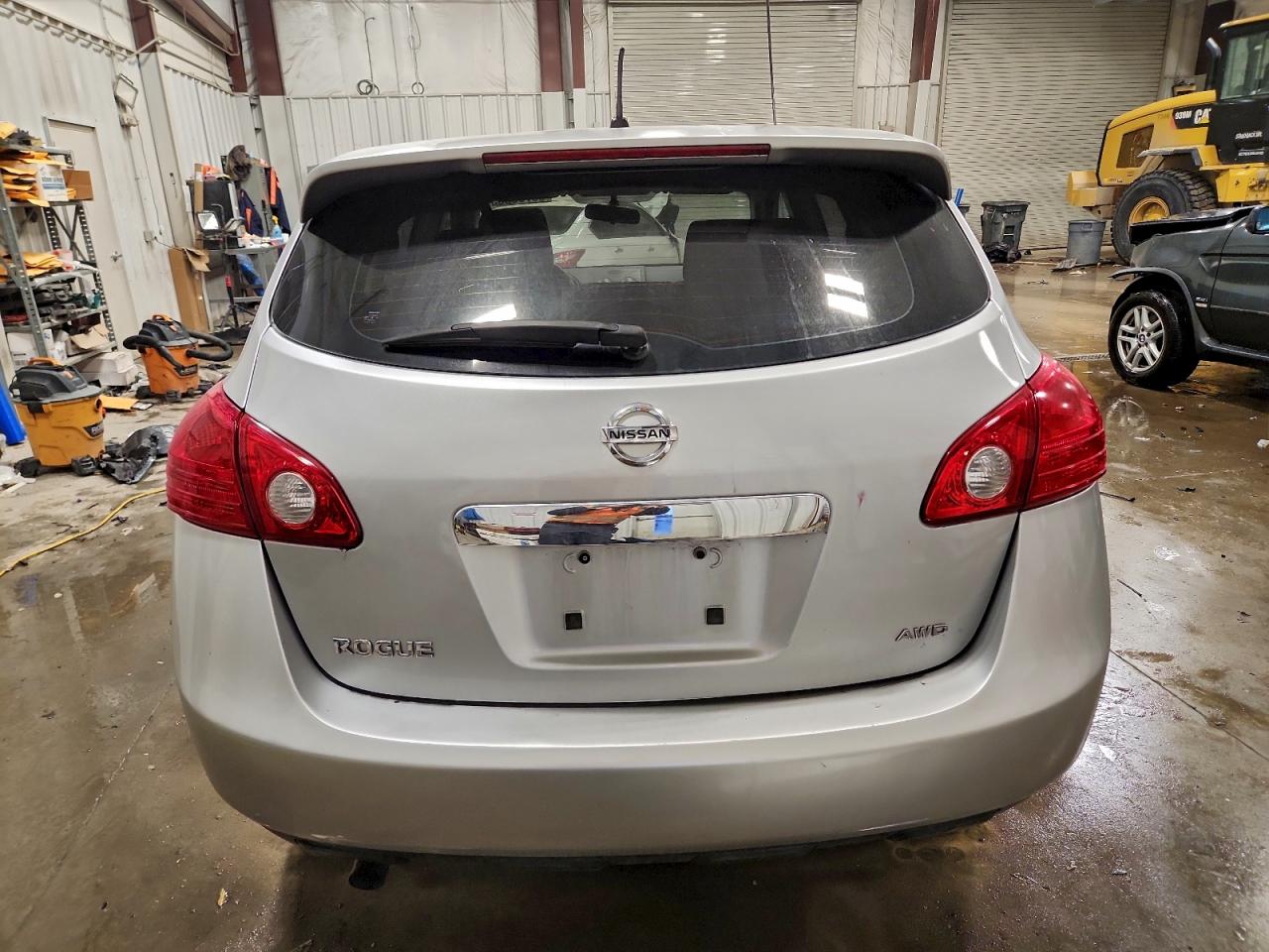 2011 NISSAN ROGUE S photo 6