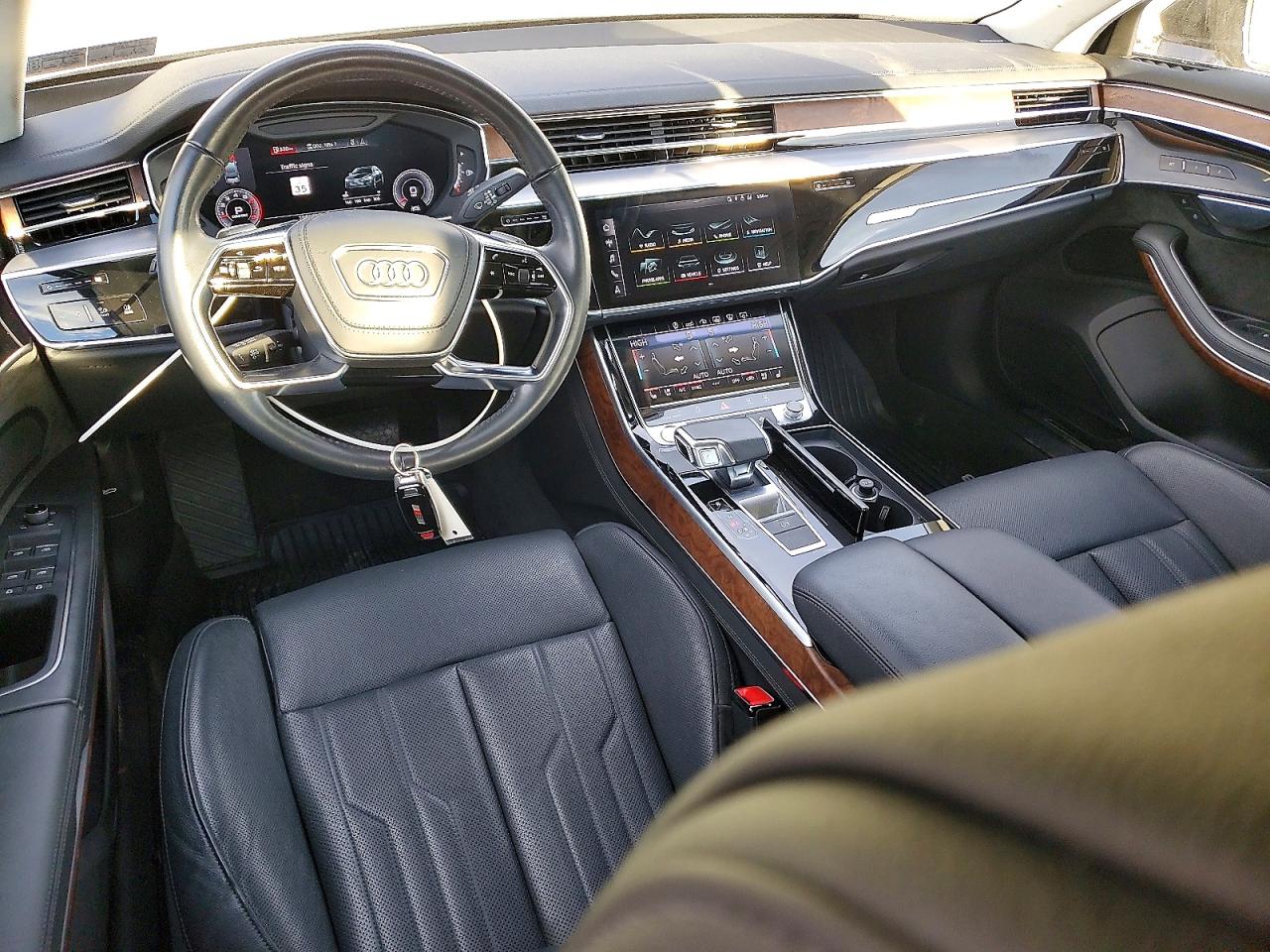 2020 AUDI A8 L photo 8