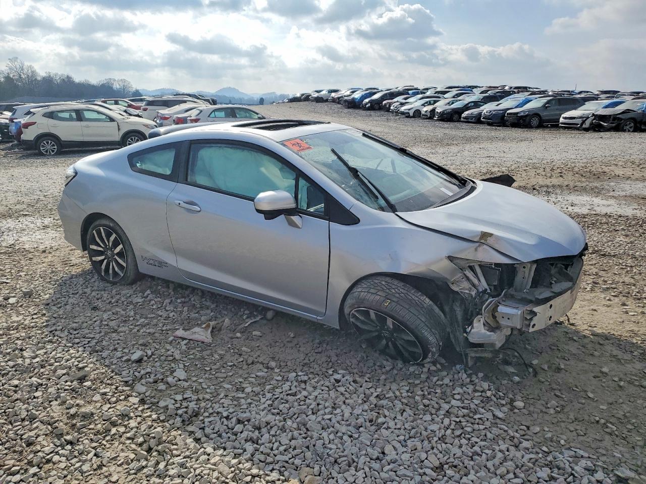 2014 HONDA CIVIC EXL photo 4