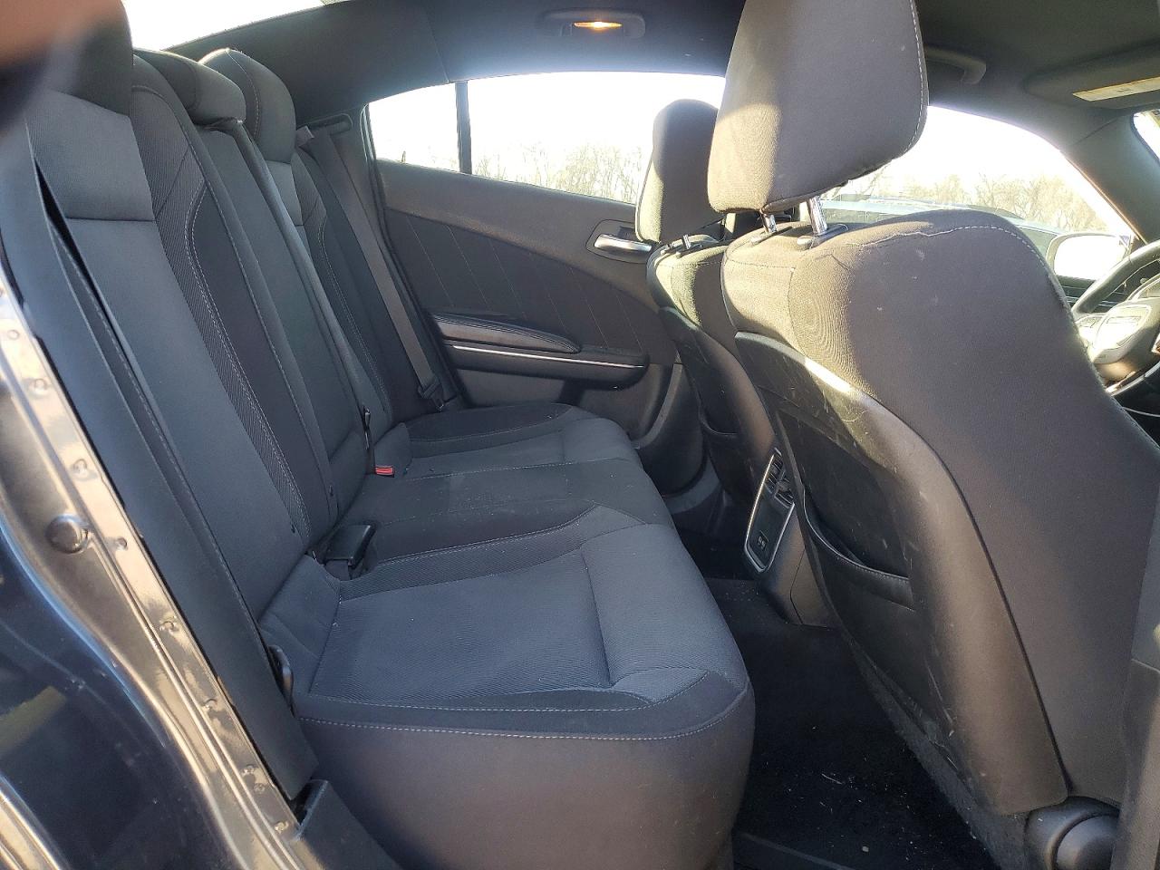 2016 DODGE CHARGER SXT photo 10