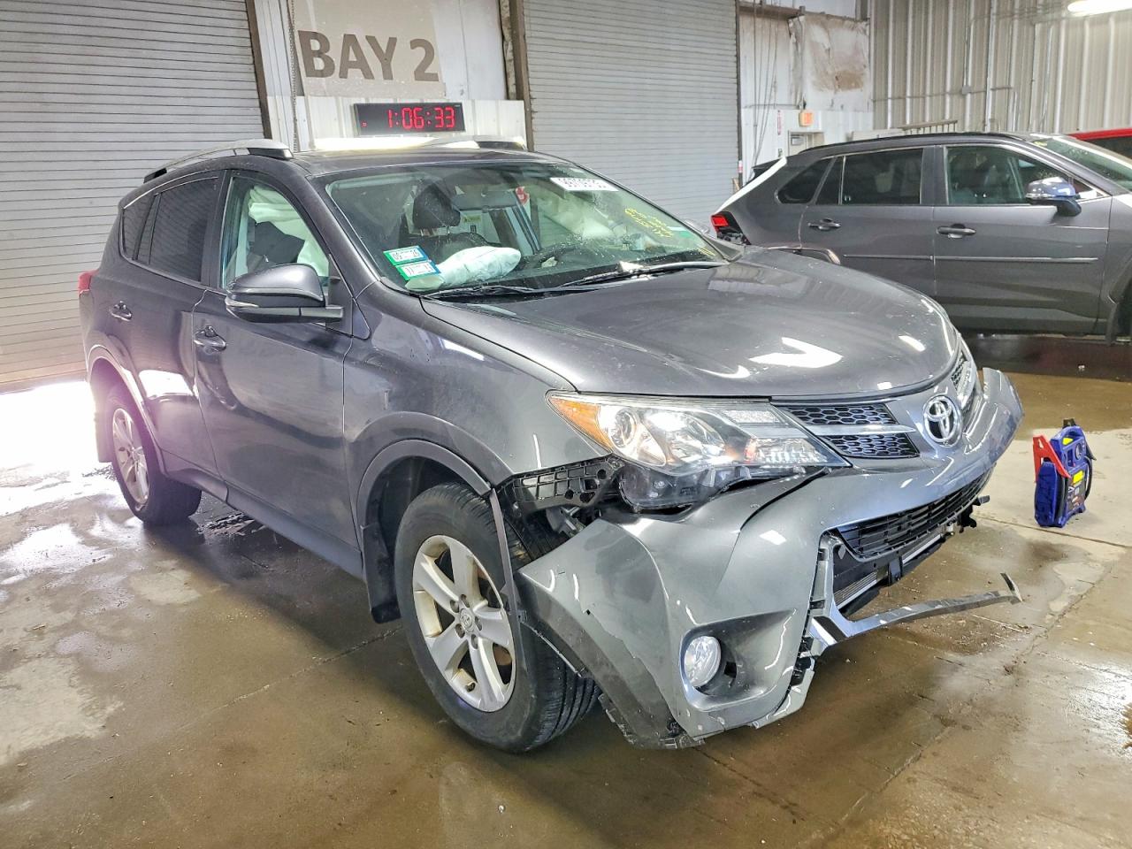 2014 TOYOTA RAV4 photo 4
