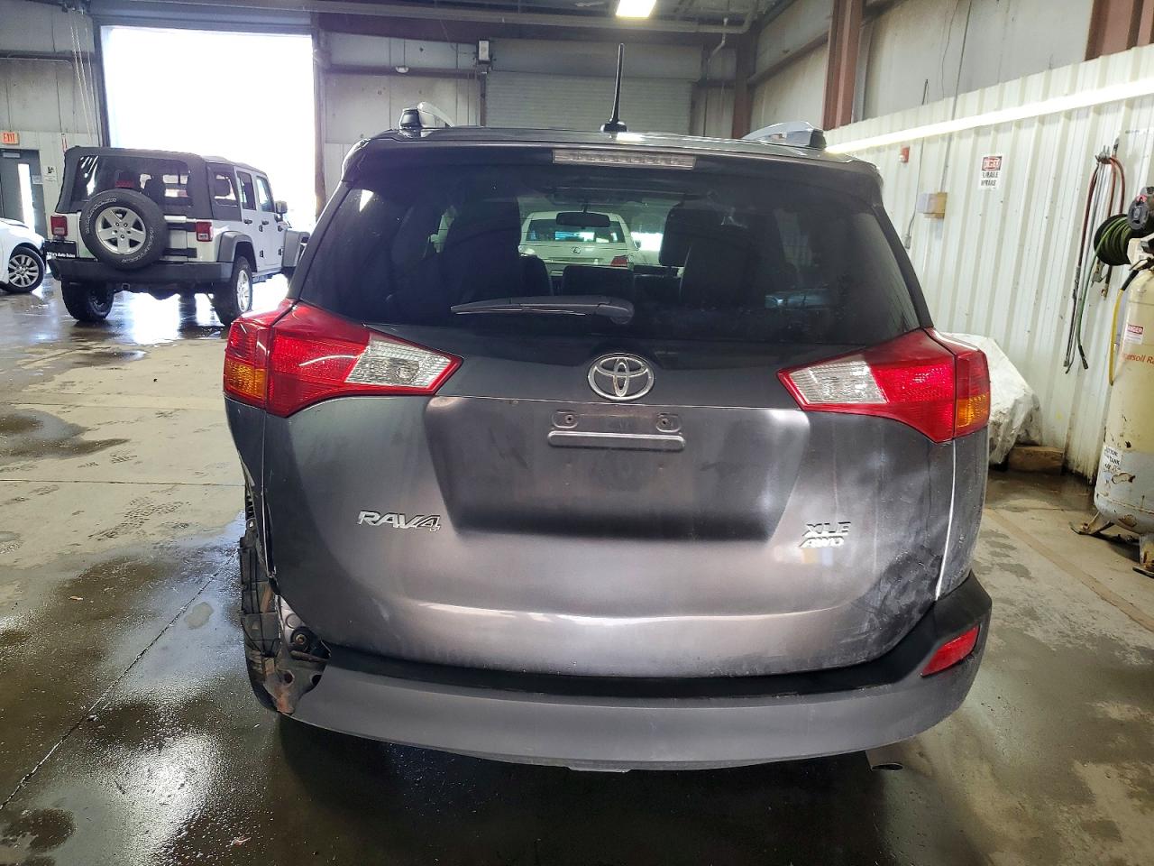 2014 TOYOTA RAV4 photo 6