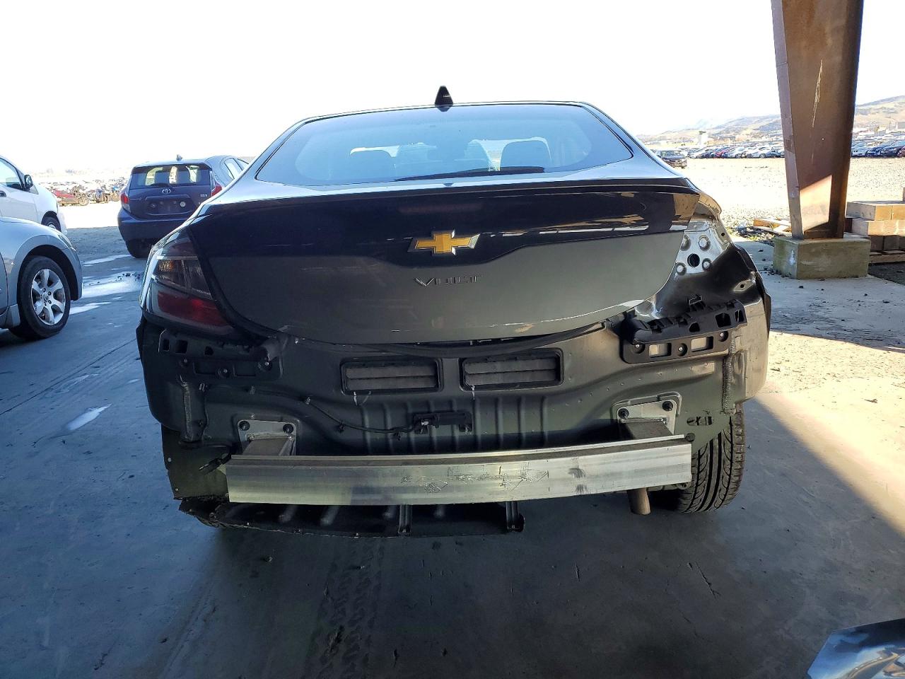 2017 CHEVROLET VOLT LT photo 6