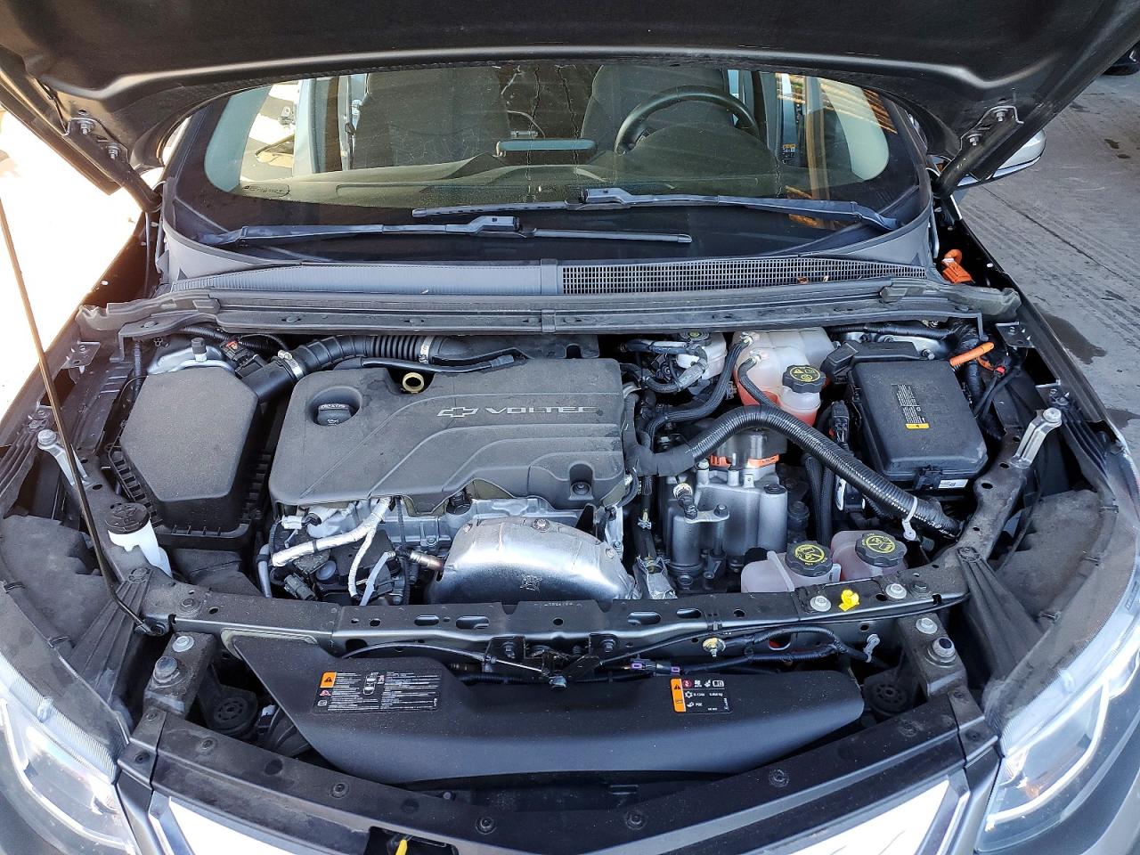 2017 CHEVROLET VOLT LT photo 11