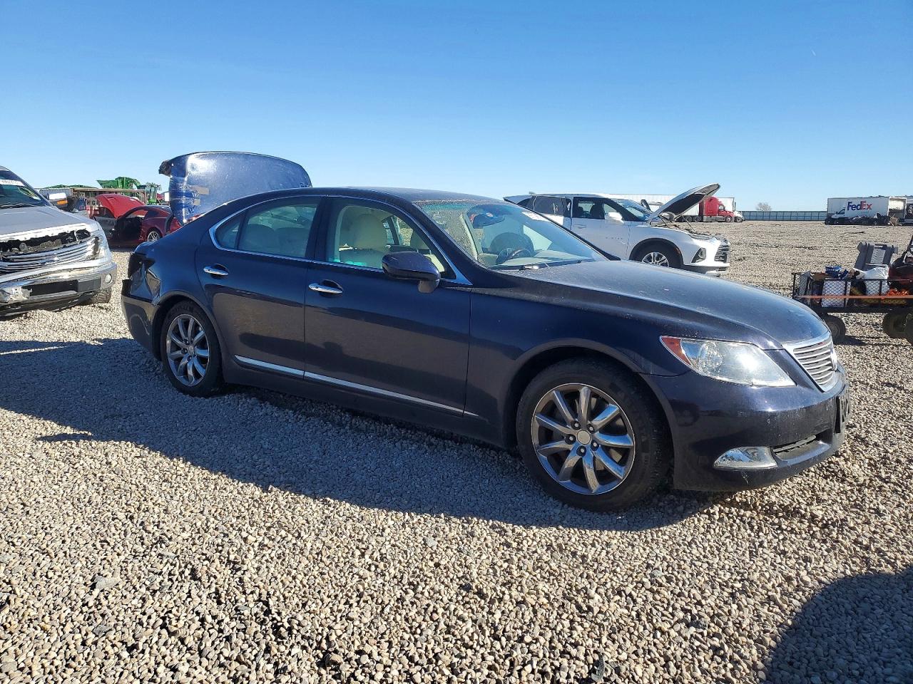 2007 LEXUS LS 460 photo 4