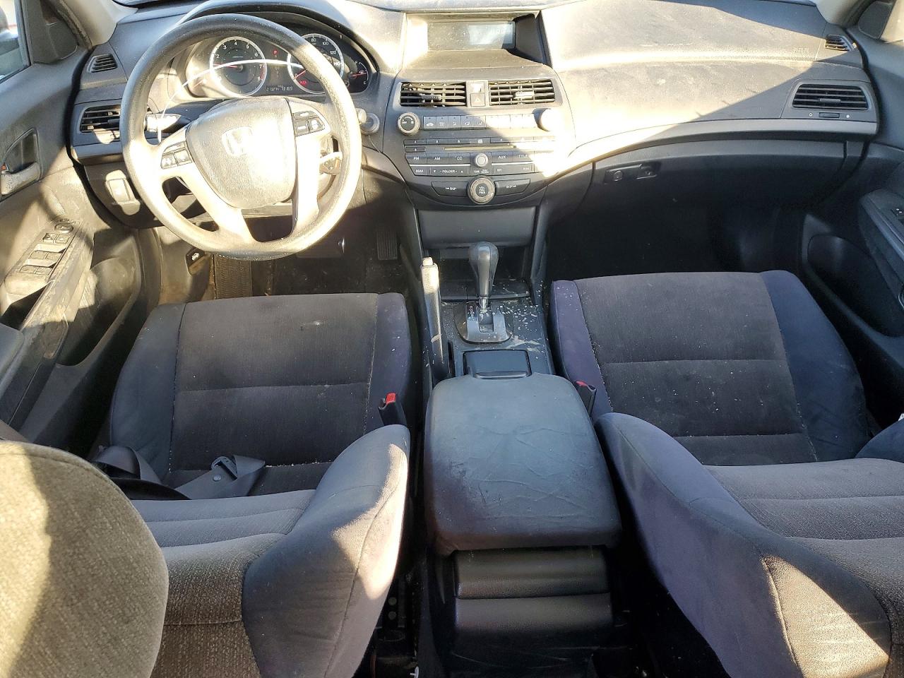 2010 HONDA ACCORD LX photo 8