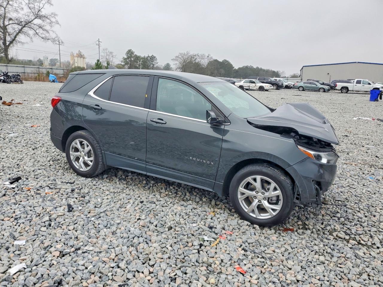 2020 CHEVROLET EQUINOX LT photo 4