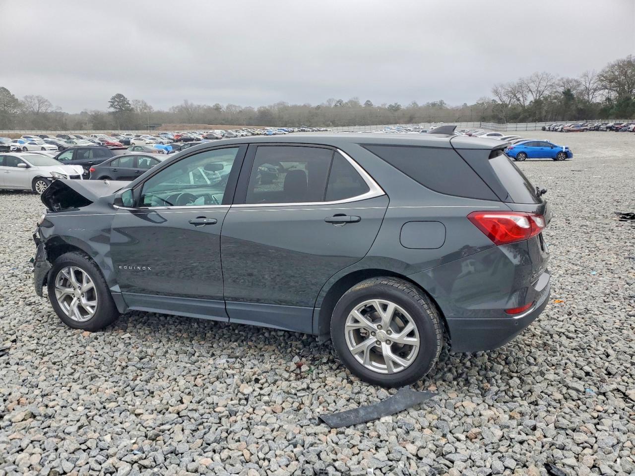 2020 CHEVROLET EQUINOX LT photo 2