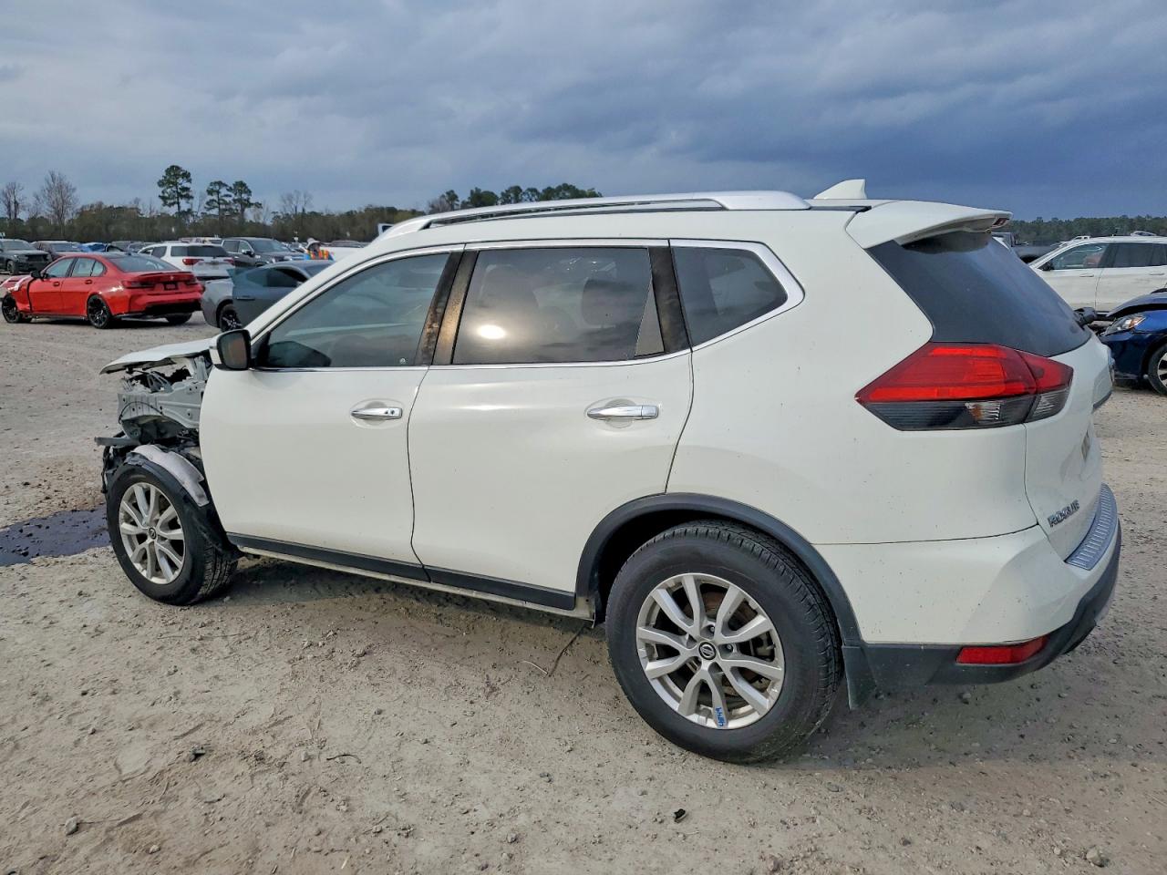 2017 NISSAN ROGUE S photo 2
