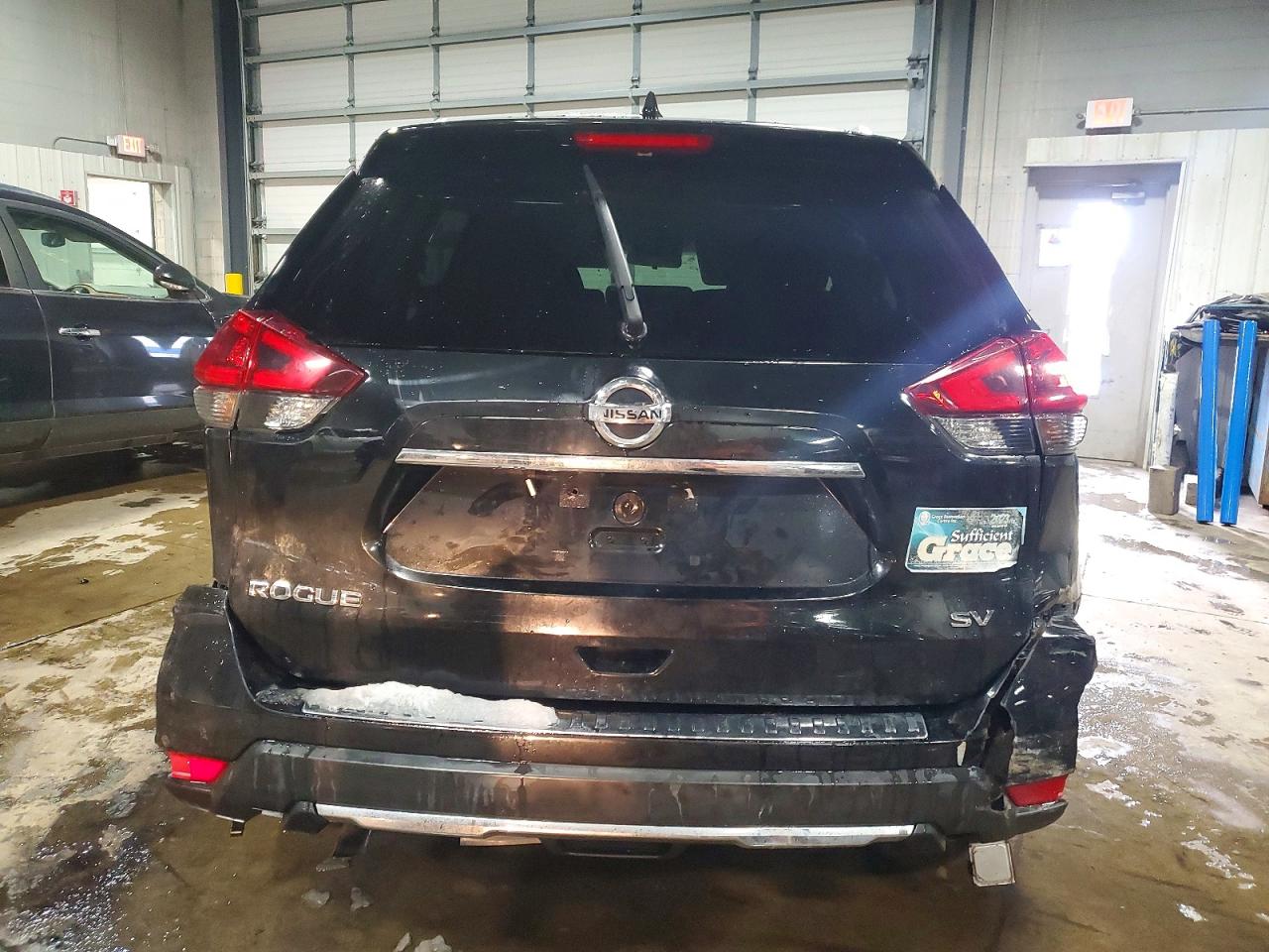 2018 NISSAN ROGUE S photo 6