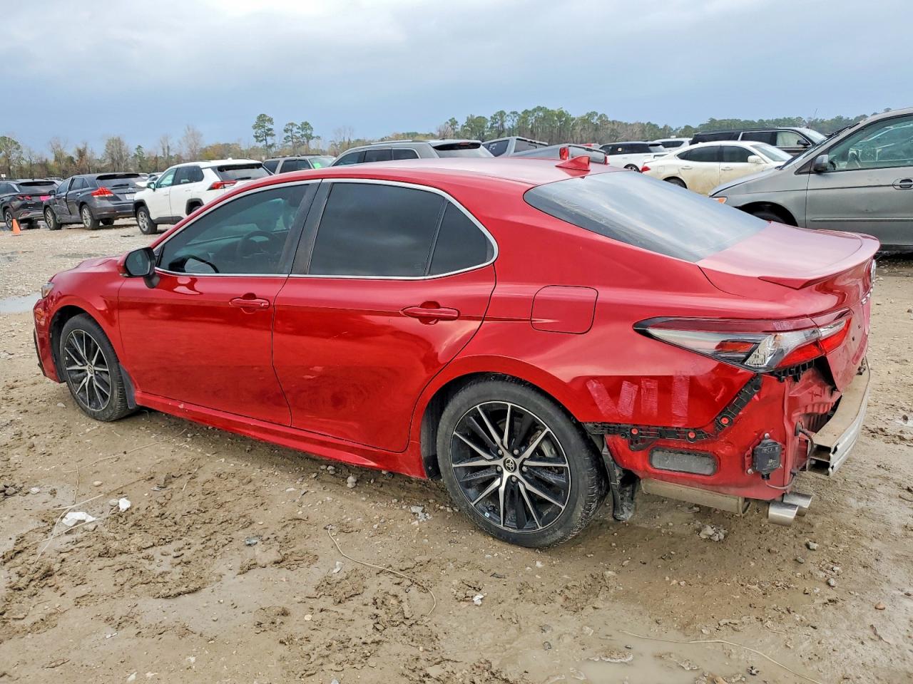 2022 TOYOTA CAMRY photo 3