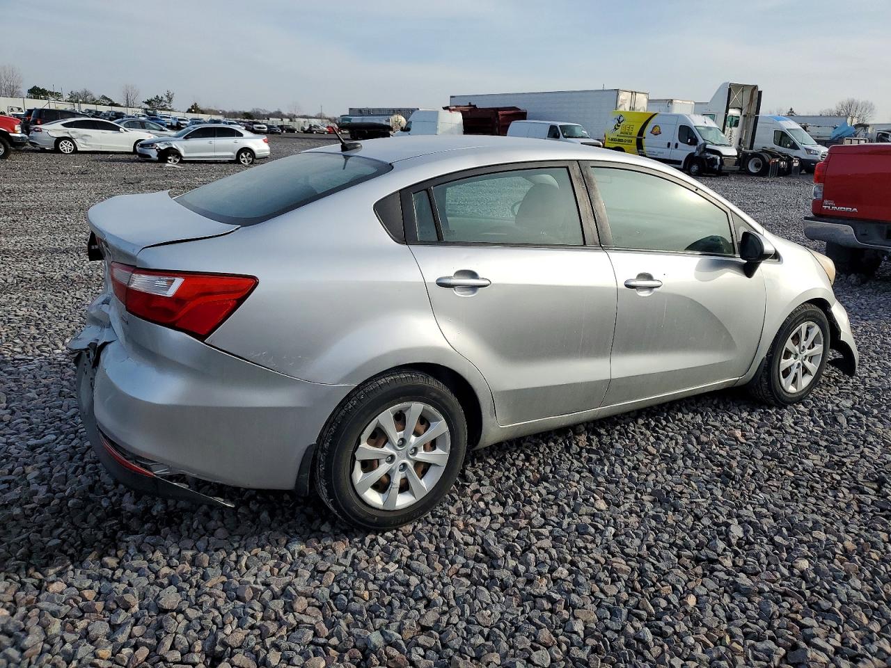 2016 KIA RIO LX photo 3