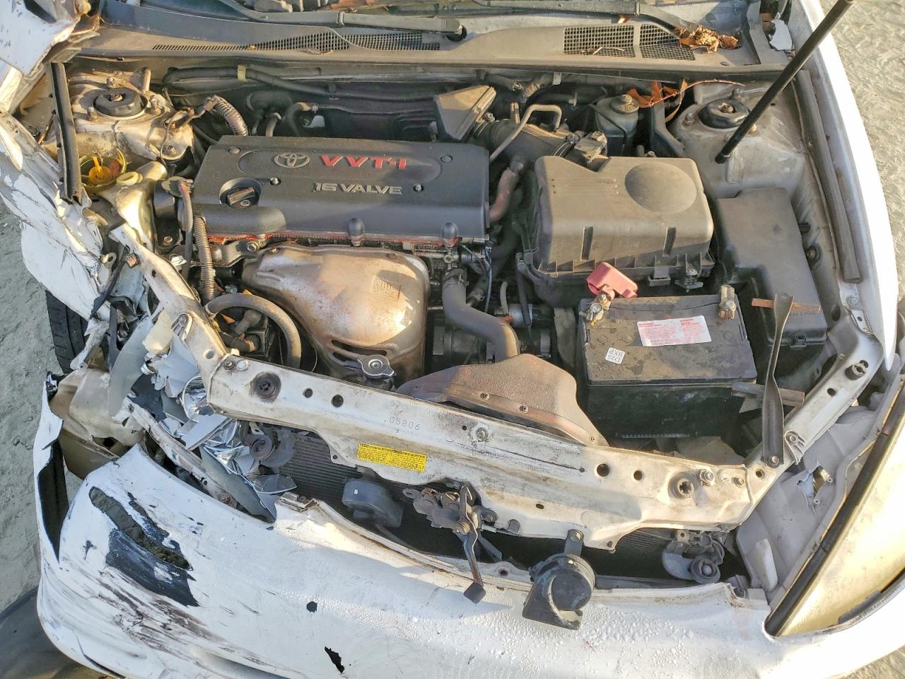 2002 TOYOTA CAMRY LE photo 11