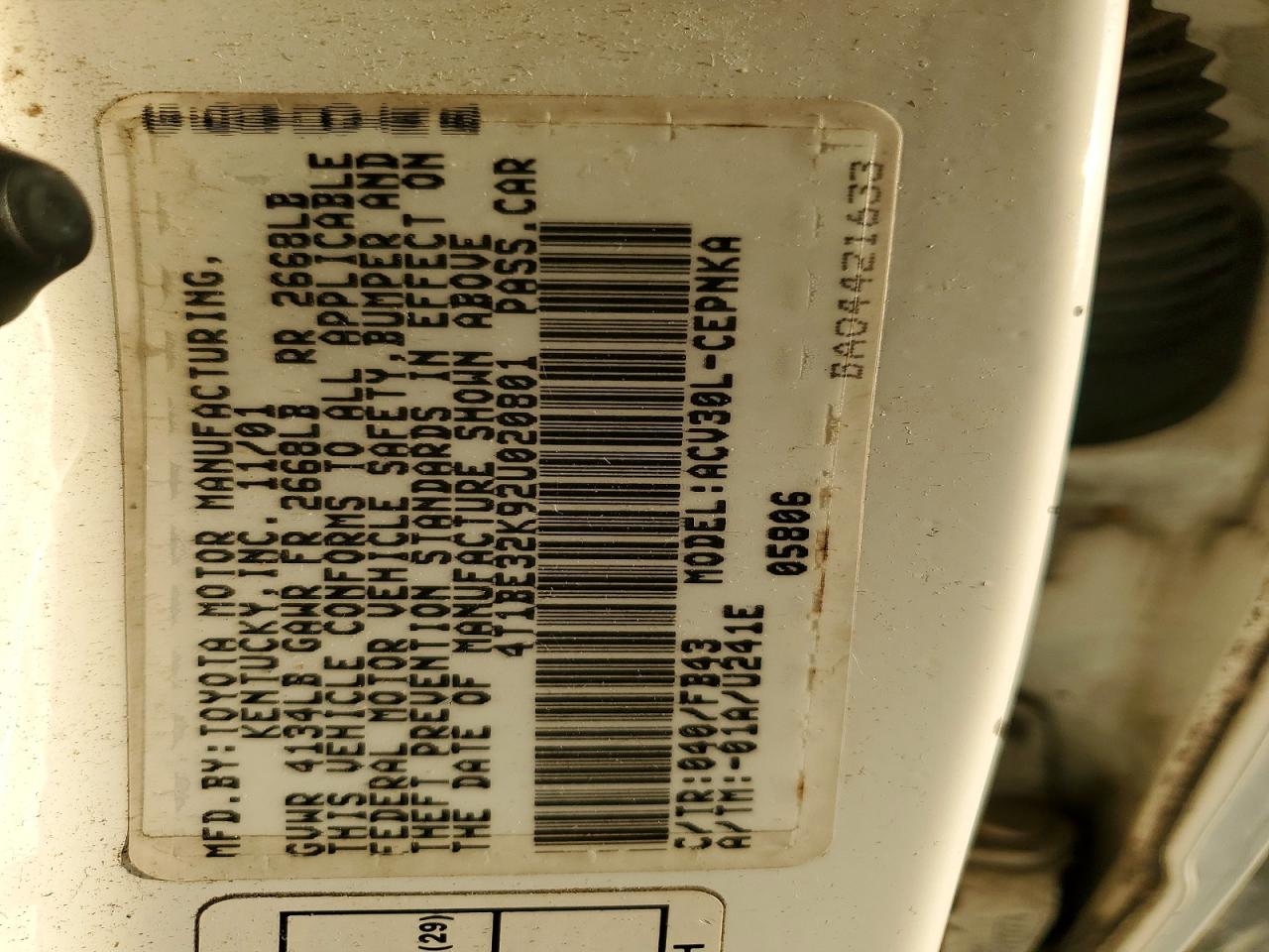 2002 TOYOTA CAMRY LE photo 12