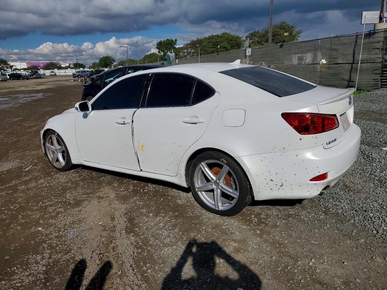 2010 LEXUS IS 250 photo 2