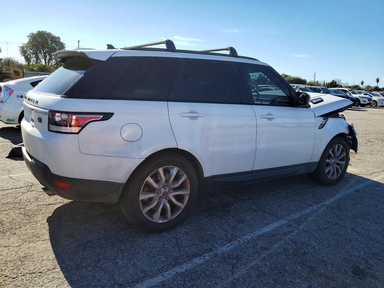 2016 LAND ROVER RANGE ROVER SPORT HSE photo 3