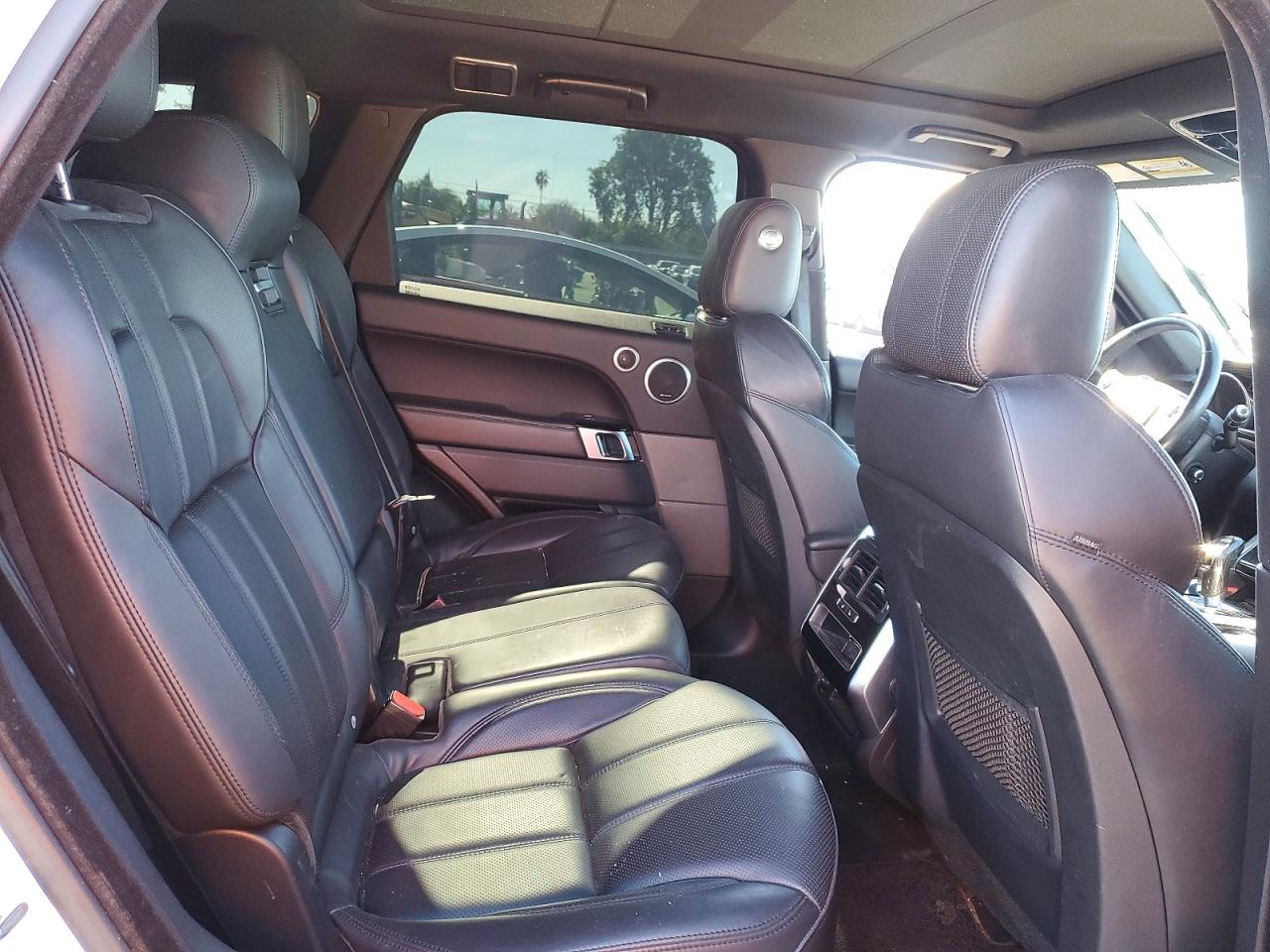 2016 LAND ROVER RANGE ROVER SPORT HSE photo 11