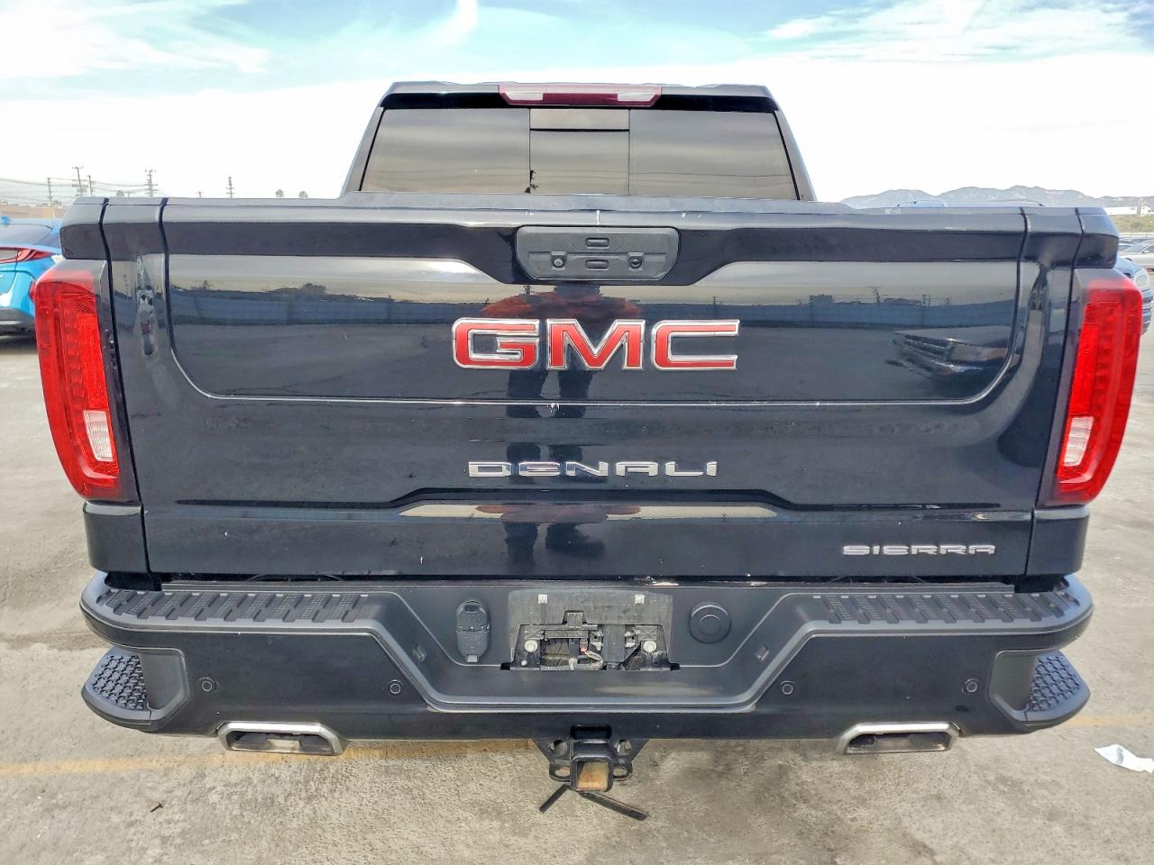 2021 GMC SIERRA K1500 DENALI photo 6