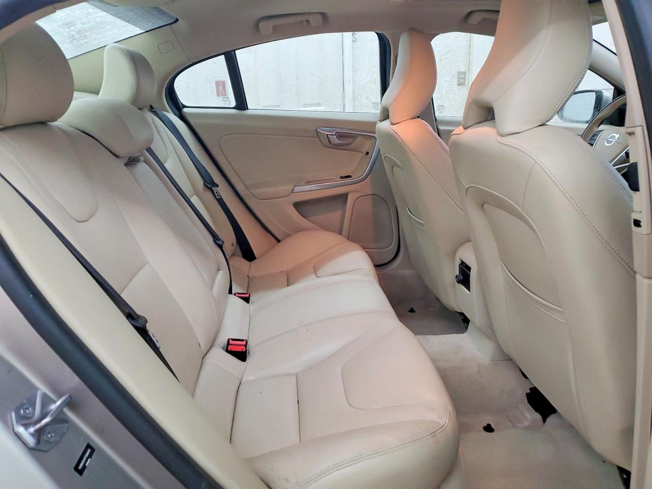 2015 VOLVO S60 PREMIER photo 10