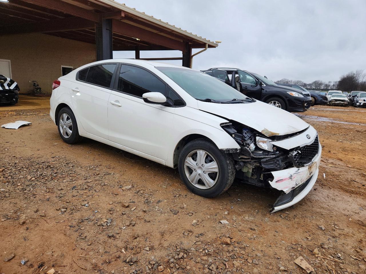 2017 KIA FORTE LX photo 4