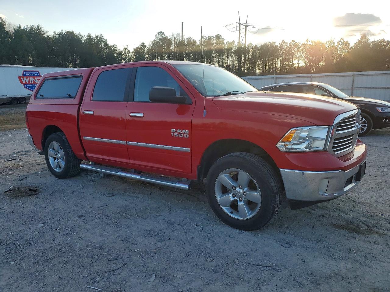 2013 RAM 1500 SLT photo 4