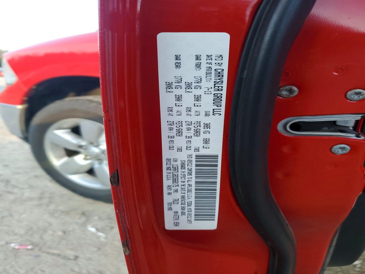 2013 RAM 1500 SLT photo 12