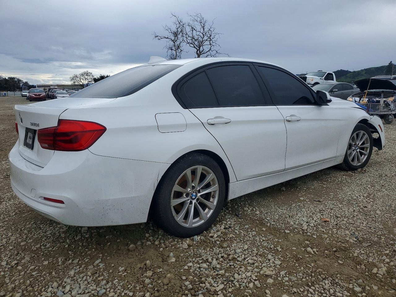 2016 BMW 320 I photo 3