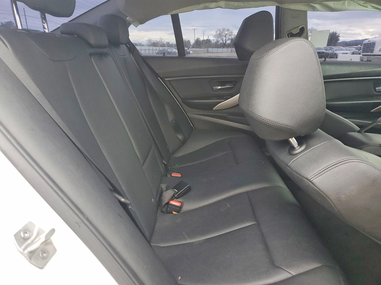 2016 BMW 320 I photo 10