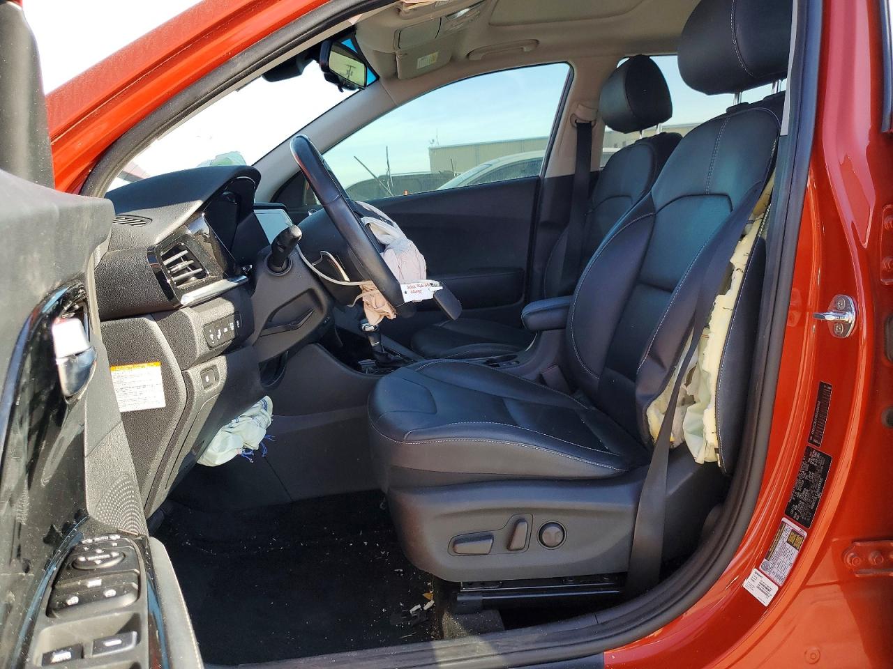 2022 KIA NIRO TOURING SPECIAL EDITION photo 7