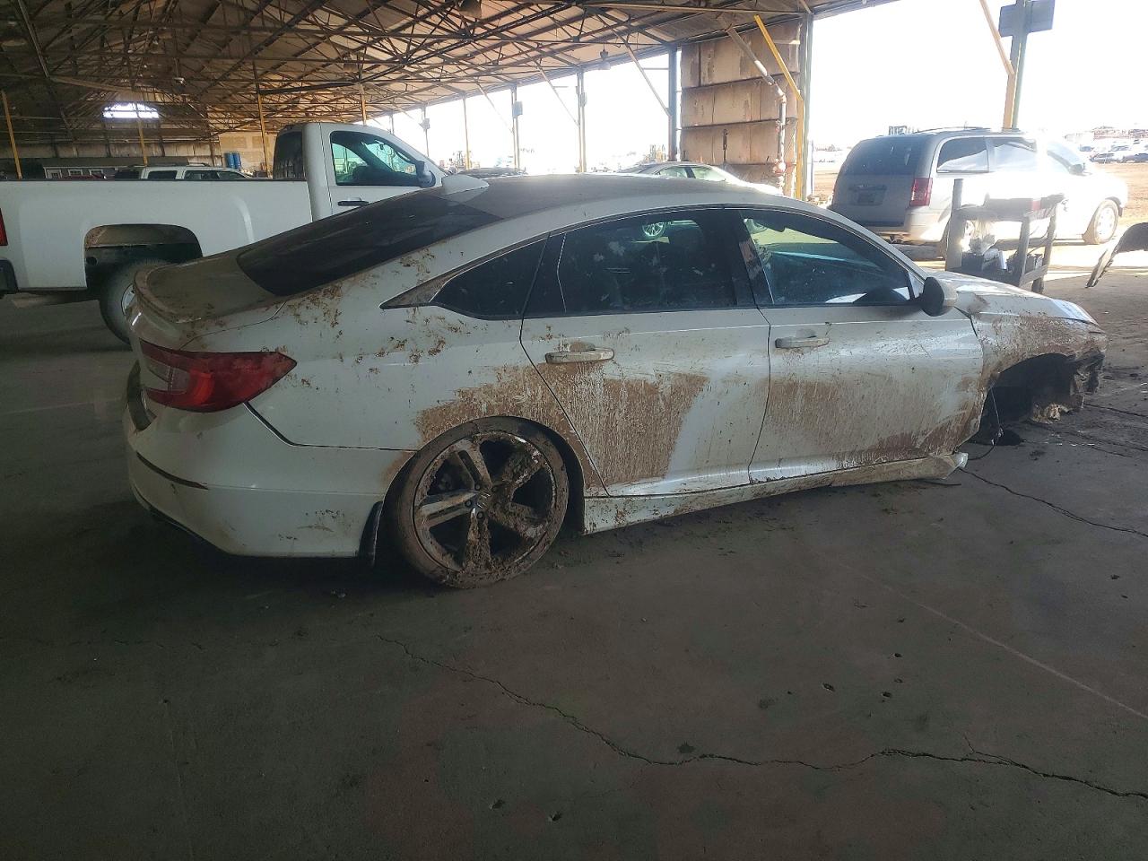 2018 HONDA ACCORD SPORT photo 3