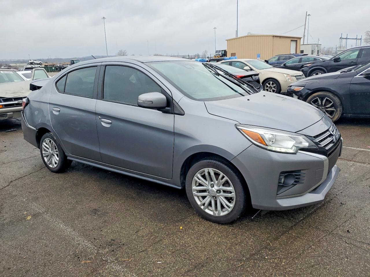 2022 MITSUBISHI MIRAGE G4 SE photo 4