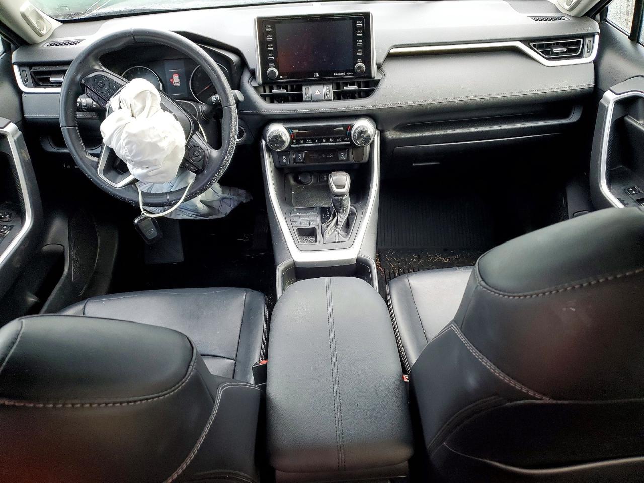2019 TOYOTA RAV4 XLE PREMIUM photo 8
