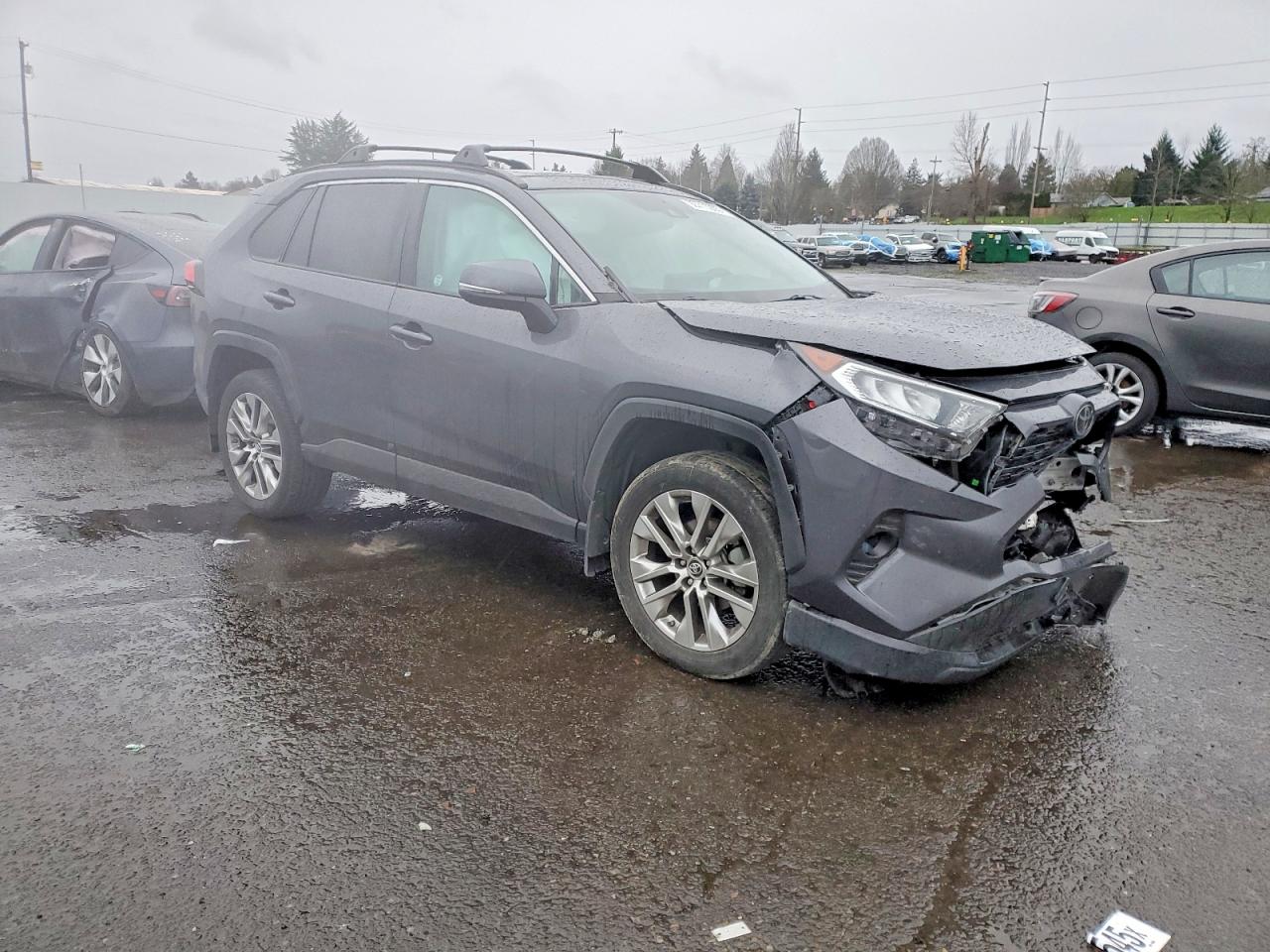 2019 TOYOTA RAV4 XLE PREMIUM photo 4
