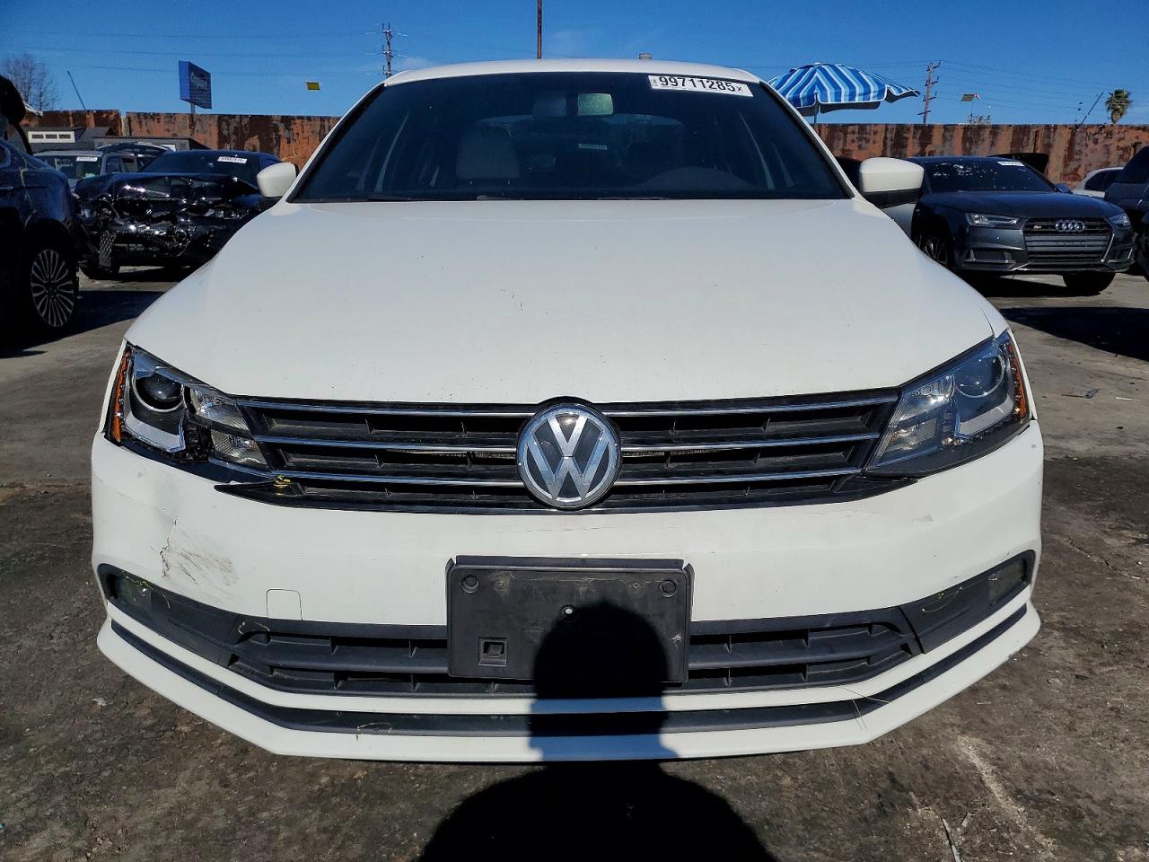 2016 VOLKSWAGEN JETTA SPORT photo 5