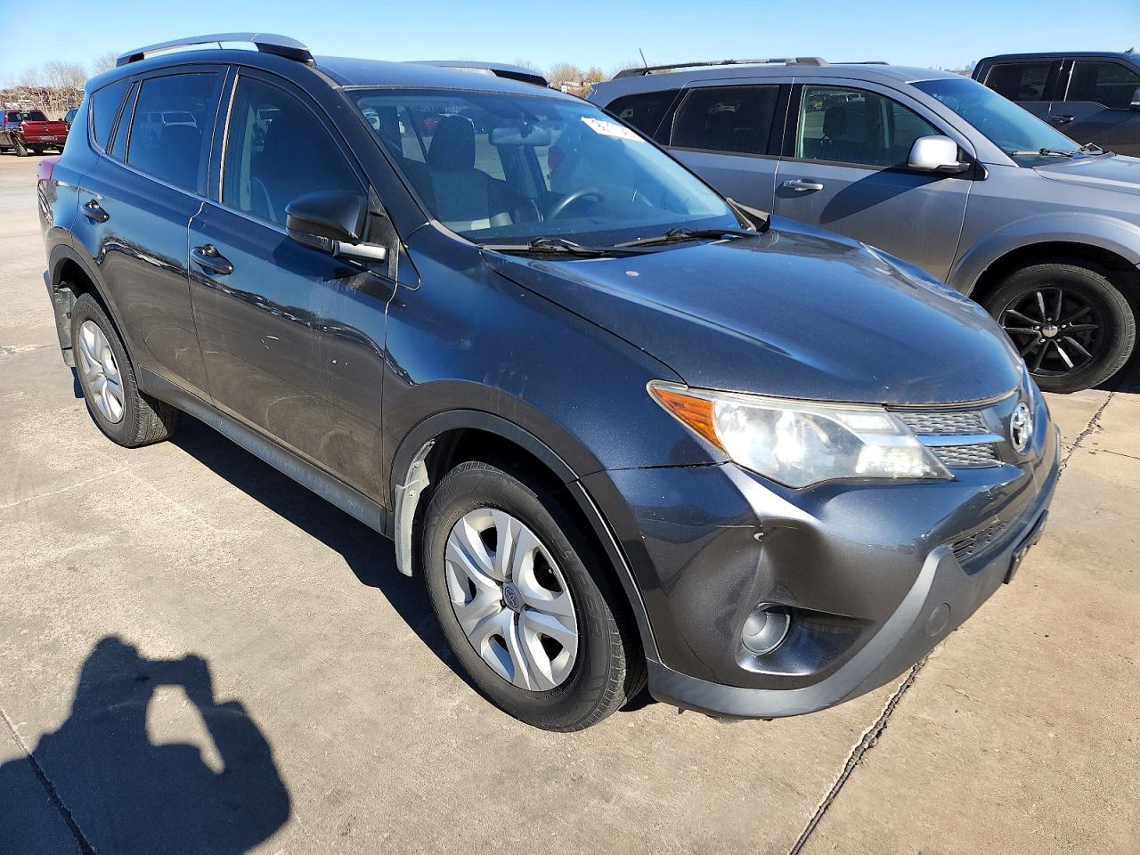 2015 TOYOTA RAV4 LE photo 4