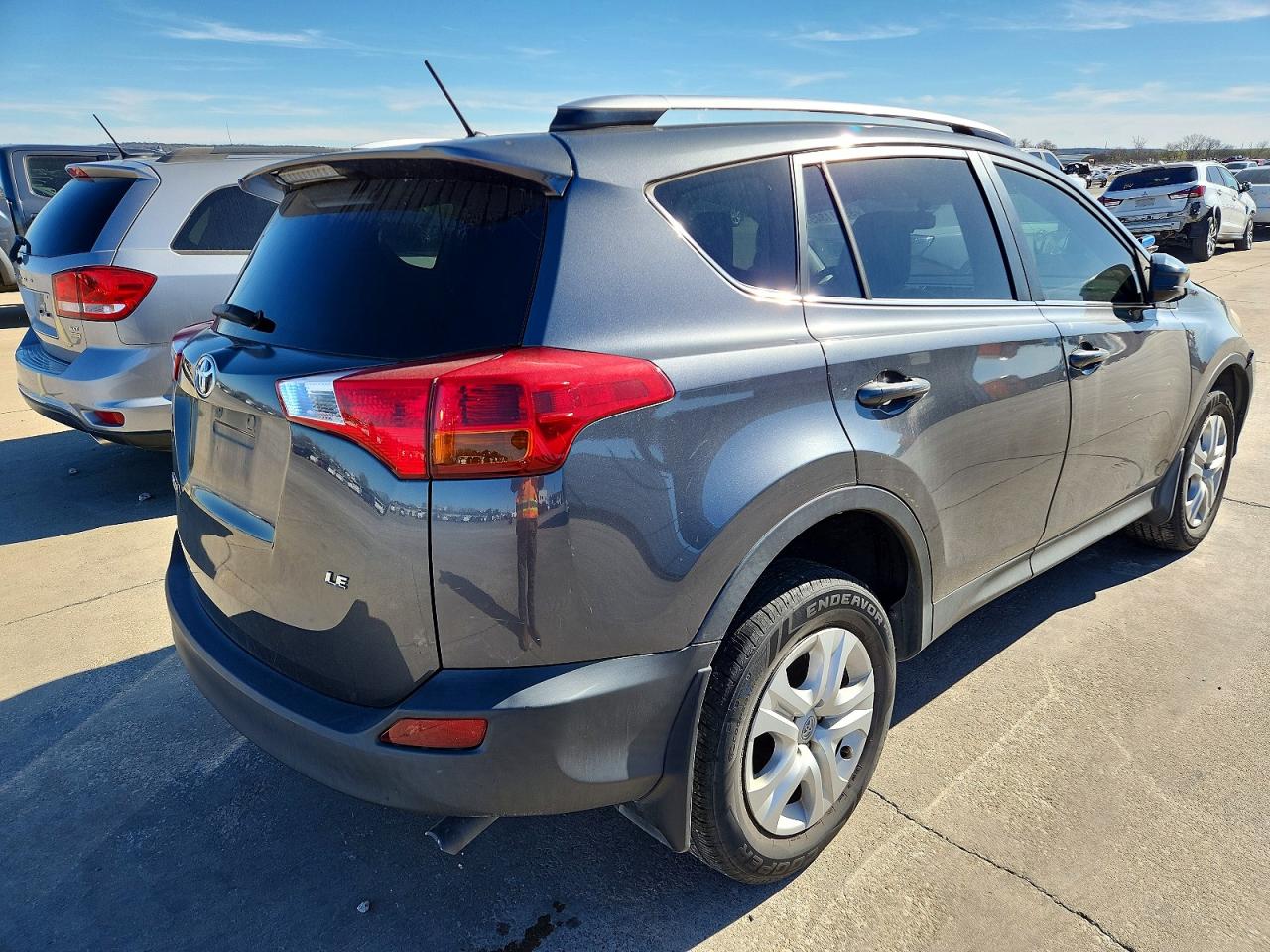 2015 TOYOTA RAV4 LE photo 3