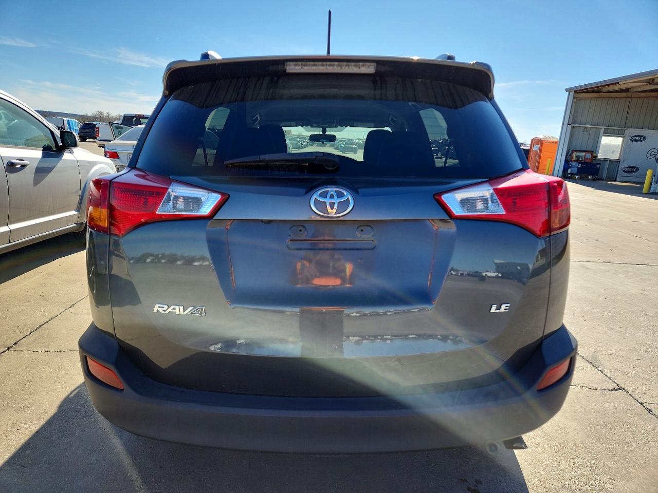 2015 TOYOTA RAV4 LE photo 6
