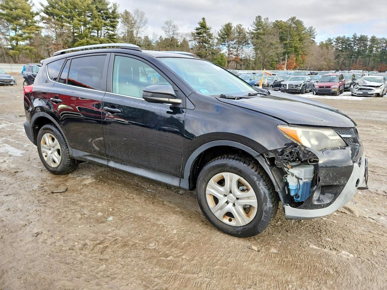 2015 TOYOTA RAV4 LE photo 4