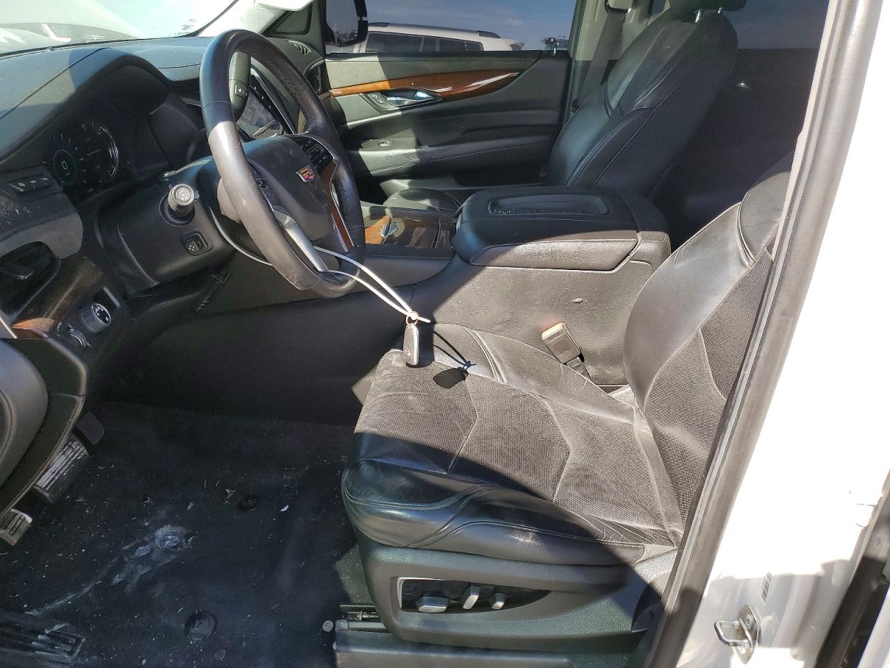 2020 CADILLAC ESCALADE LUXURY photo 7